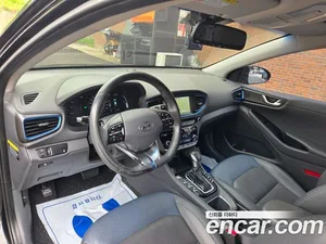 Hyundai Ioniq, 2016 — миниатюра 12