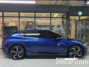 Kia EV6, 2023 — миниатюра 3