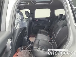 Mini Countryman, 2023 — миниатюра 12