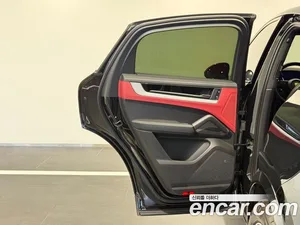 Porsche Cayenne, 2023 — миниатюра 8
