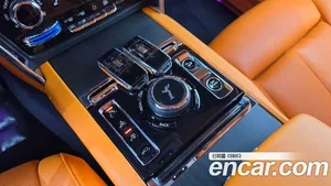 Rolls-Royce Cullinan, 2022 — миниатюра 13