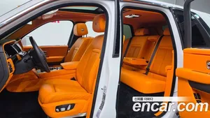 Rolls-Royce Cullinan, 2022 — миниатюра 19