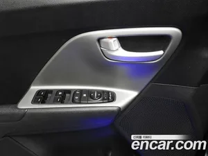 Kia Niro, 2020 — миниатюра 11