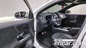Mercedes-Benz GLA-Class, 2022 — миниатюра 13