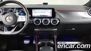 Mercedes-Benz GLA-Class, 2022 — миниатюра 20