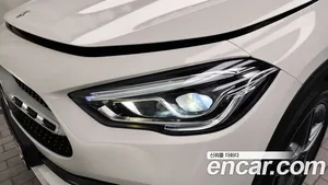 Mercedes-Benz GLA-Class, 2022 — миниатюра 8