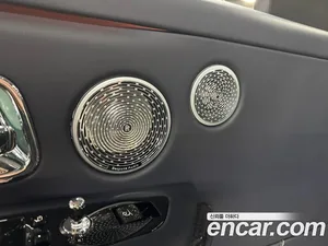 Rolls-Royce Cullinan, 2025 — миниатюра 17