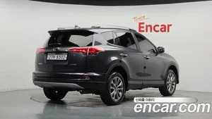 Toyota RAV4, 2018 — миниатюра 2