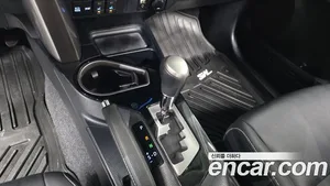 Toyota RAV4, 2018 — миниатюра 9