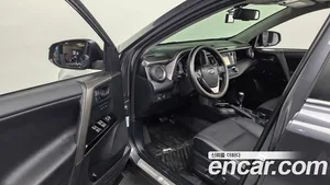 Toyota RAV4, 2018 — миниатюра 10