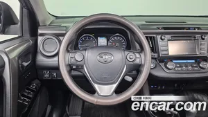 Toyota RAV4, 2018 — миниатюра 13