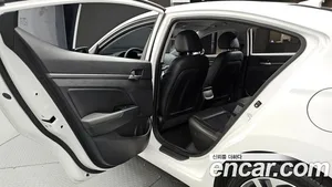 Hyundai Avante, 2017 — миниатюра 17