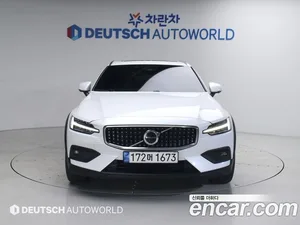 Volvo V60, 2023 — миниатюра 3