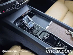 Volvo V60, 2023 — миниатюра 9