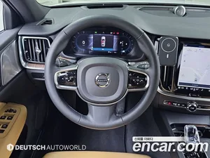 Volvo V60, 2023 — миниатюра 13