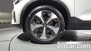 Volvo XC40, 2023 — миниатюра 5