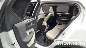 Volvo XC40, 2023 — миниатюра 25