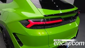 Lamborghini Urus, 2025 — миниатюра 8