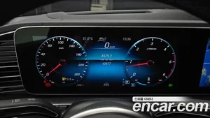 Mercedes-Benz GLE-Class, 2023 — миниатюра 11