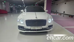 Bentley Flying Spur, 2022 — миниатюра 1