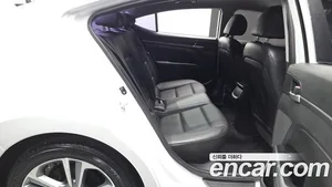 Hyundai Avante, 2017 — миниатюра 17