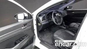 Hyundai Avante, 2017 — миниатюра 25