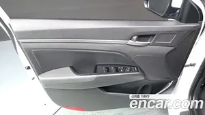 Hyundai Avante, 2017 — миниатюра 14