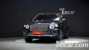 Bentley Bentayga, 2022 — миниатюра 3