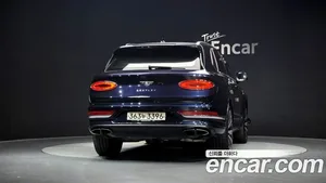 Bentley Bentayga, 2022 — миниатюра 4