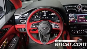 Bentley Bentayga, 2022 — миниатюра 13