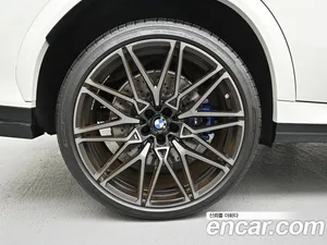 BMW X6M, 2024 — миниатюра 5