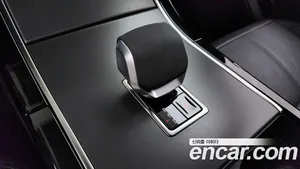 Land Rover Range Rover Velar, 2025 — миниатюра 12