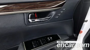 Lexus ES, 2018 — миниатюра 19