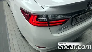 Lexus ES, 2018 — миниатюра 7