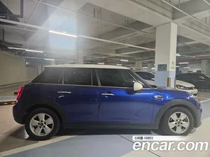 Mini Cooper, 2018 — миниатюра 4
