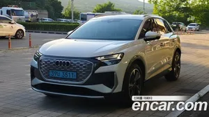 Audi Q4 e-tron, 2022 — миниатюра 3