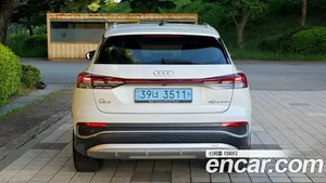 Audi Q4 e-tron, 2022 — миниатюра 5