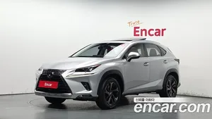 Lexus NX, 2018 — миниатюра 1
