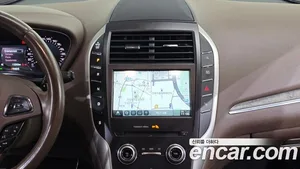 Lincoln MKC, 2017 — миниатюра 16