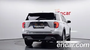 Ford Explorer, 2021 — миниатюра 4