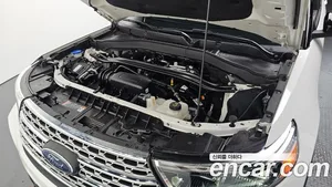 Ford Explorer, 2021 — миниатюра 6