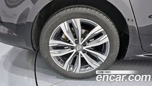 Renault SM6, 2020 — миниатюра 5