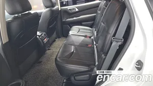 Nissan Pathfinder, 2015 — миниатюра 12
