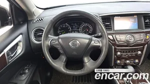 Nissan Pathfinder, 2015 — миниатюра 13