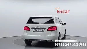 Mercedes-Benz B-Class, 2018 — миниатюра 4