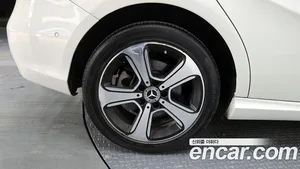 Mercedes-Benz B-Class, 2018 — миниатюра 5