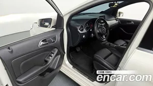 Mercedes-Benz B-Class, 2018 — миниатюра 13