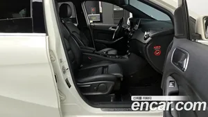 Mercedes-Benz B-Class, 2018 — миниатюра 17