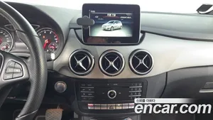 Mercedes-Benz B-Class, 2018 — миниатюра 21