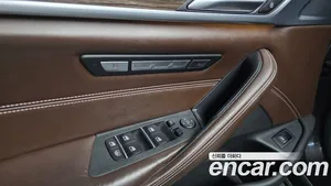 BMW 5-Series, 2018 — миниатюра 16
